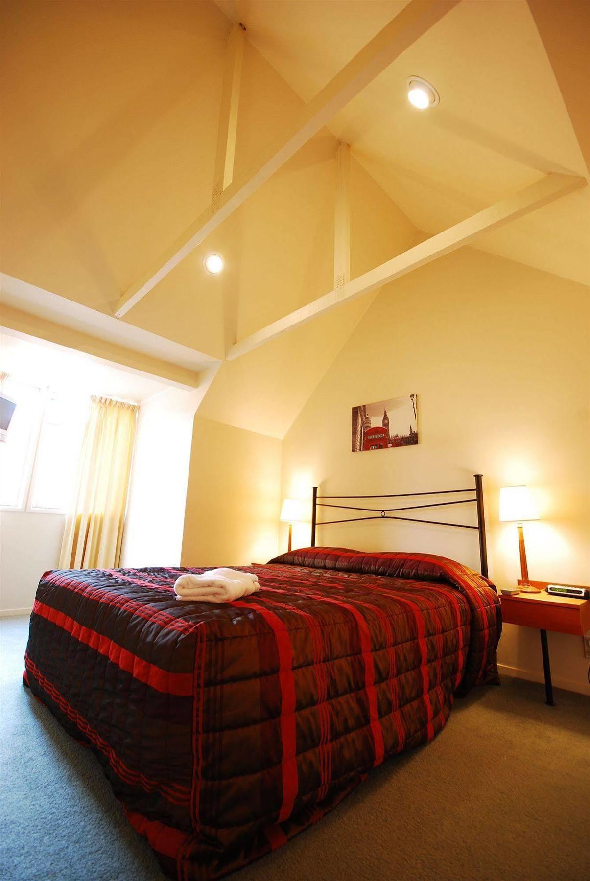 Baden Lodge Motel - Private Spa Bath โรโตรัว ภายนอก รูปภาพ