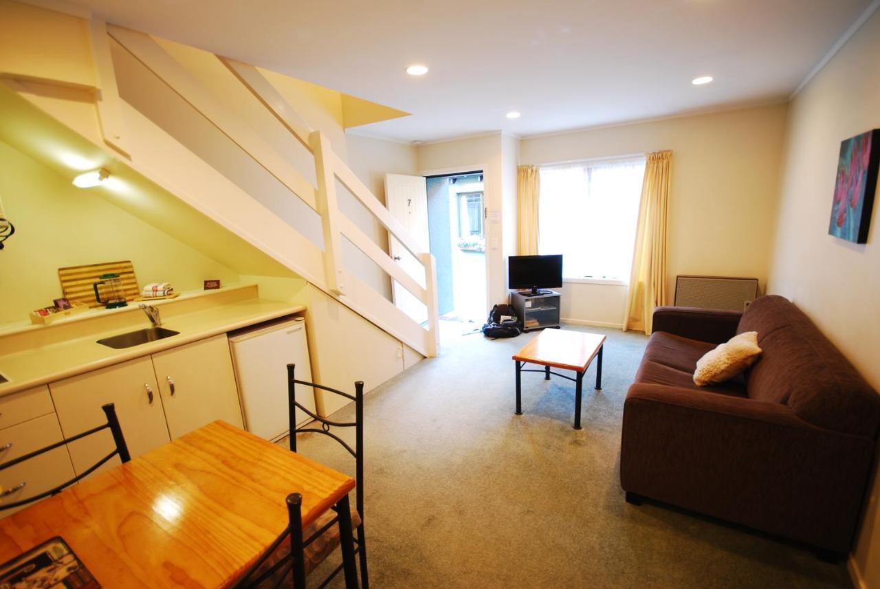 Baden Lodge Motel - Private Spa Bath โรโตรัว ห้อง รูปภาพ
