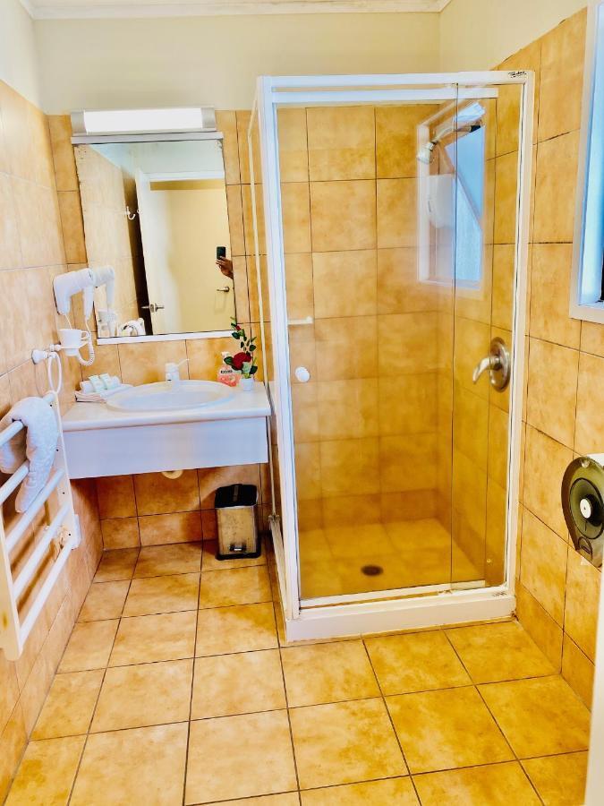 Baden Lodge Motel - Private Spa Bath โรโตรัว ภายนอก รูปภาพ